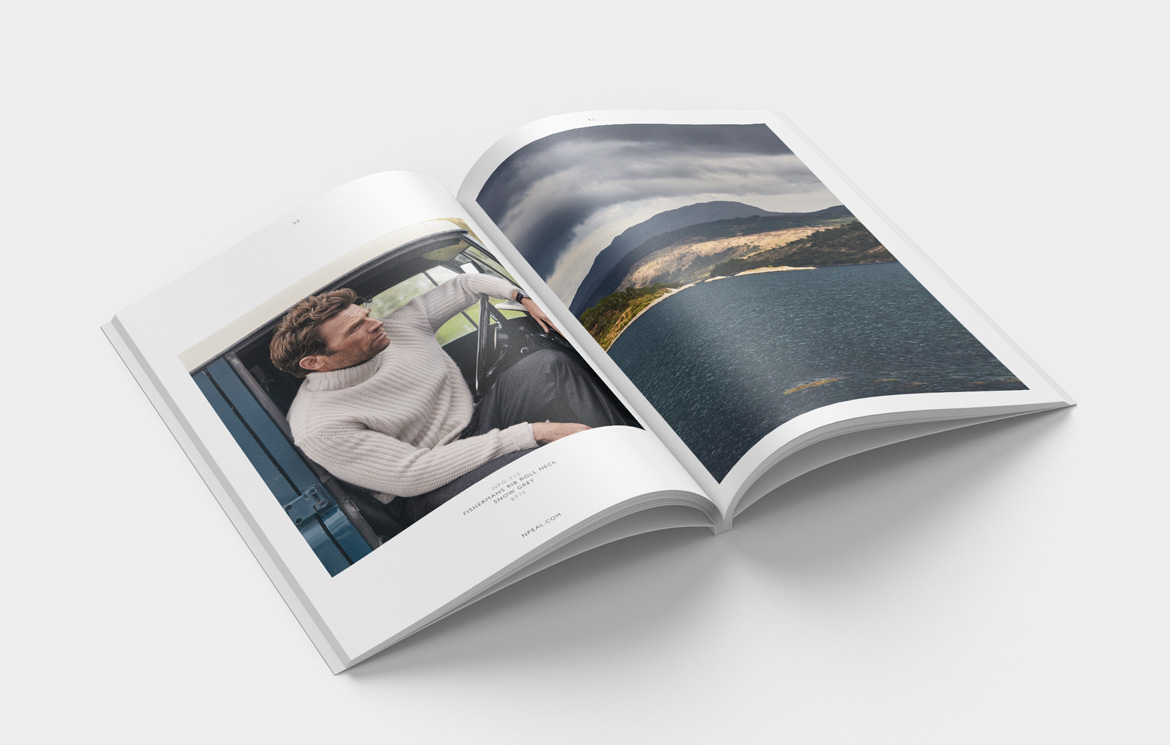 Magazine_Mockup_03